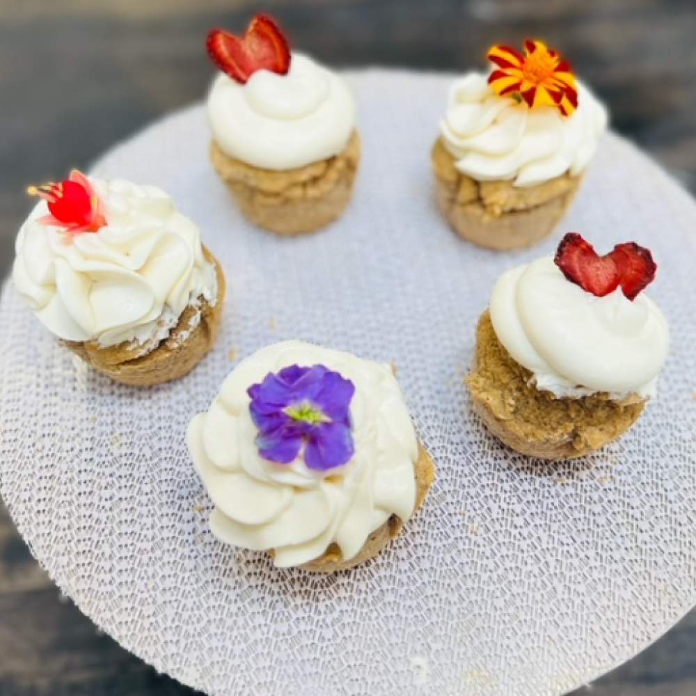 Lucas-barkery-02 Healthy Dog cupcakes in Cleveland